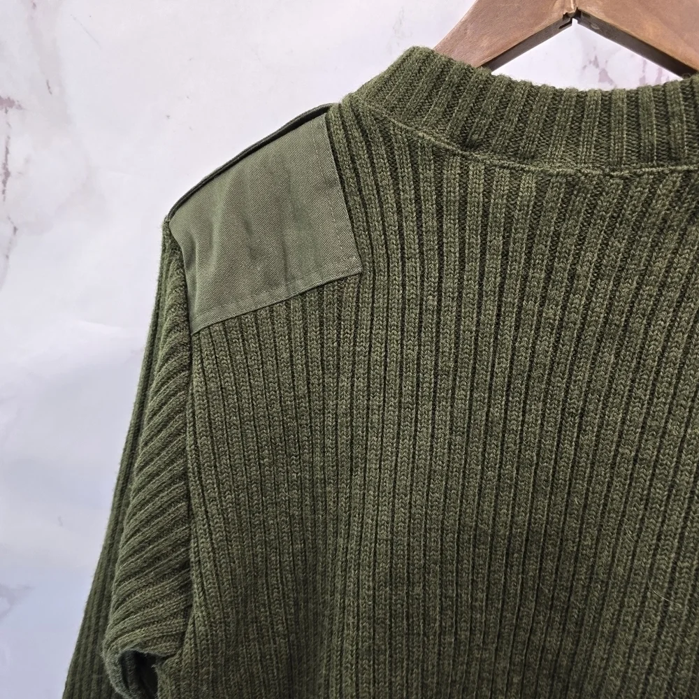Vintage Wool Sweater Mens S 36 Green Shoulder Elbow Commando Military Tactical